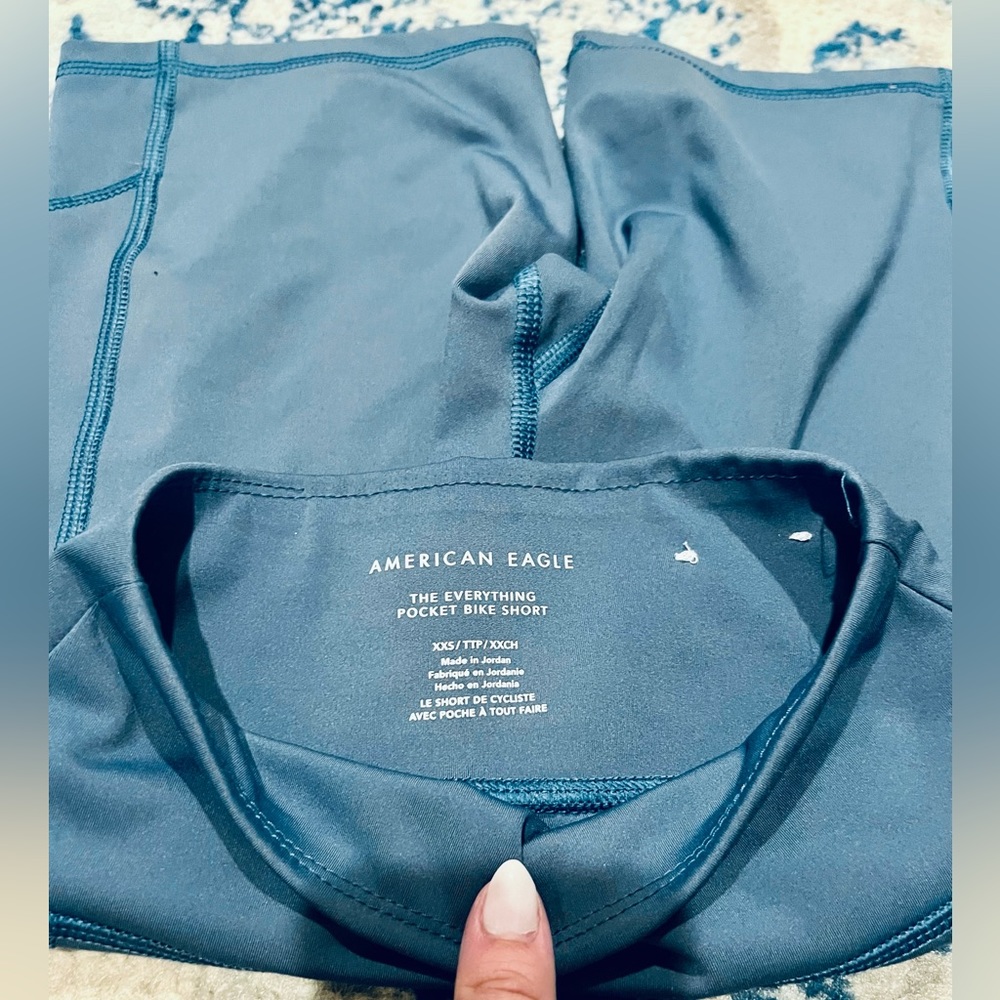 💙AE XXS The Everything
Pocket Highest Waist 7"
Bike Short💙🌟NWOT🌟 - Picture 8 of 10